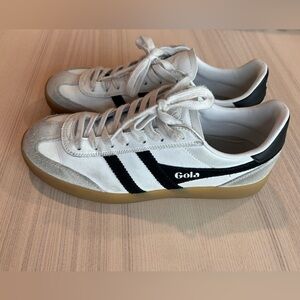 Gola Men's White, Black & Gum Suede Retro Sneakers